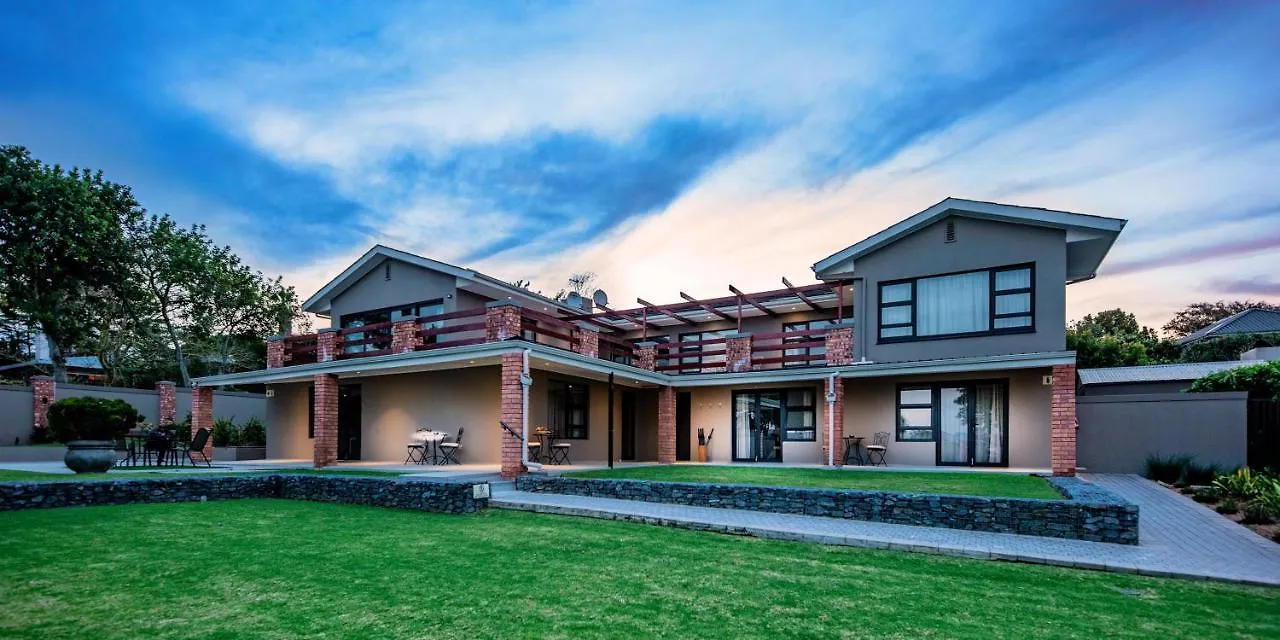 Four Palms Accommodation Durbanville Guest house