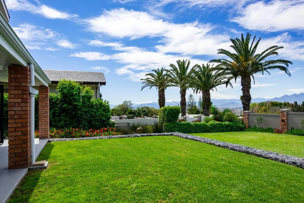 Four Palms Accommodation Durbanville Guest house