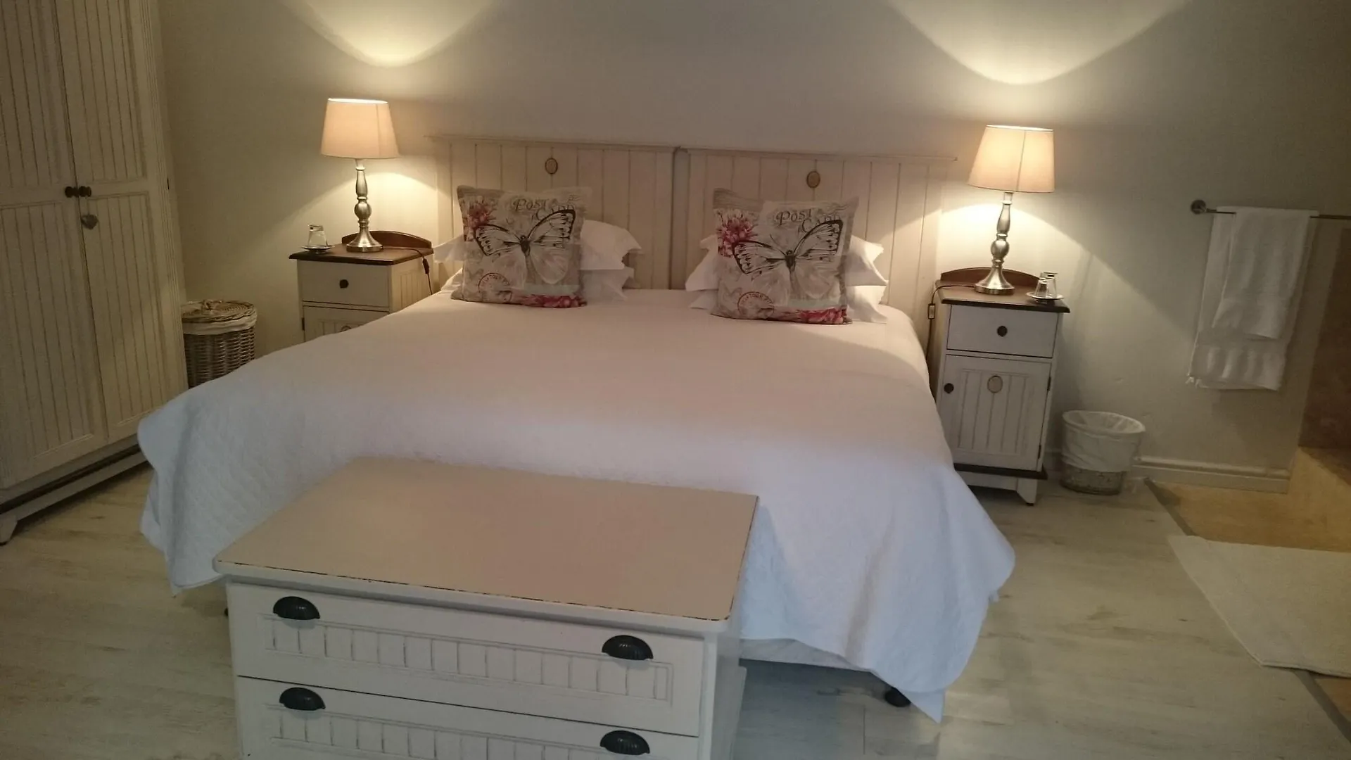 **** Guest house Four Palms Accommodation Durbanville South Africa