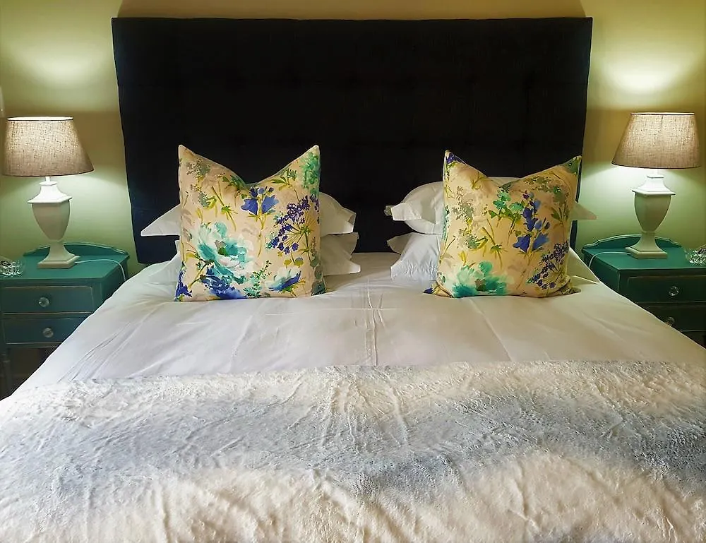 **** Guest house Four Palms Accommodation Durbanville South Africa
