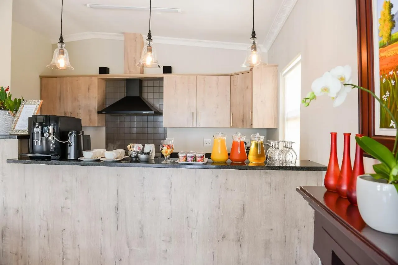 **** Guest house Four Palms Accommodation Durbanville South Africa