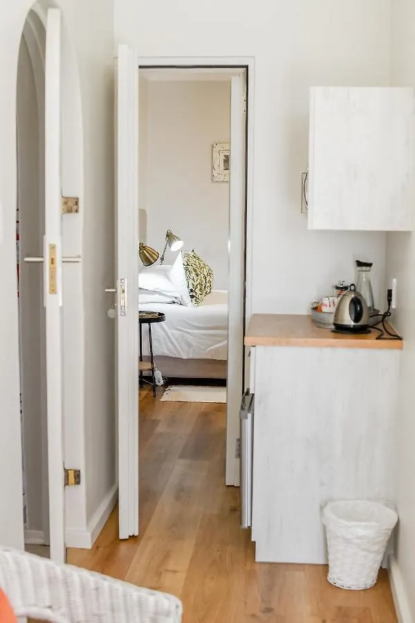 Four Palms Accommodation Durbanville