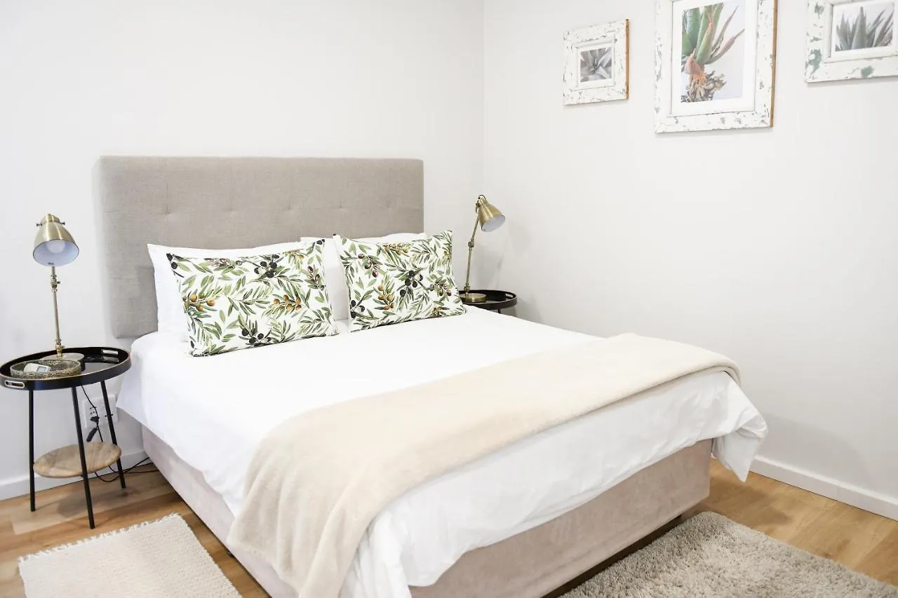 Four Palms Accommodation Durbanville