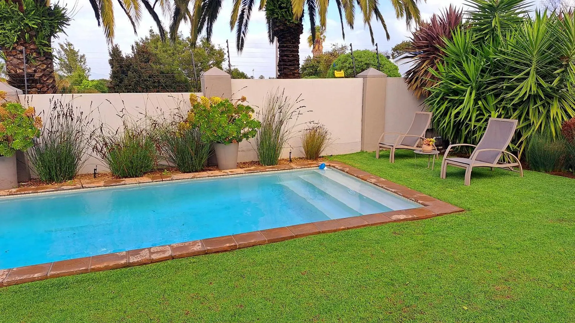 Four Palms Accommodation Durbanville Guest house