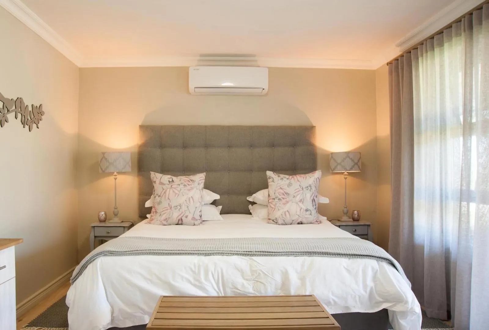 Four Palms Accommodation Durbanville