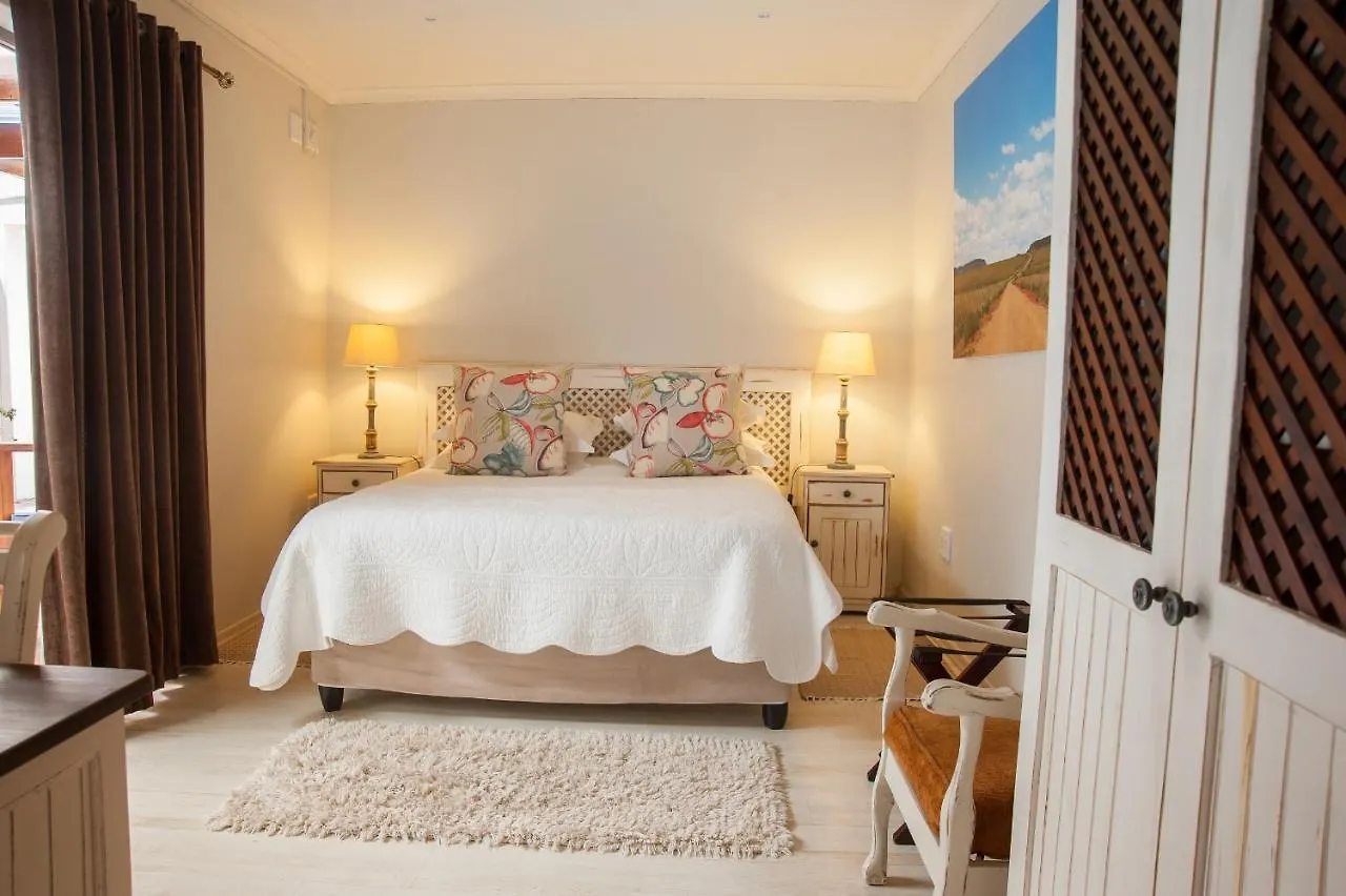 Four Palms Accommodation Durbanville 4*,  South Africa