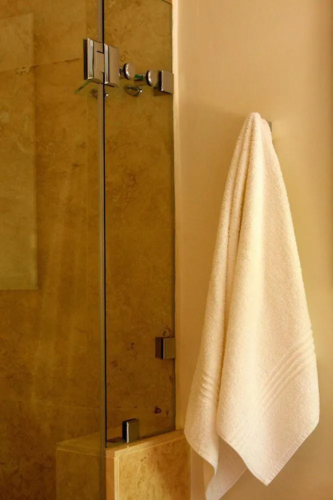 Four Palms Accommodation Durbanville 4*,